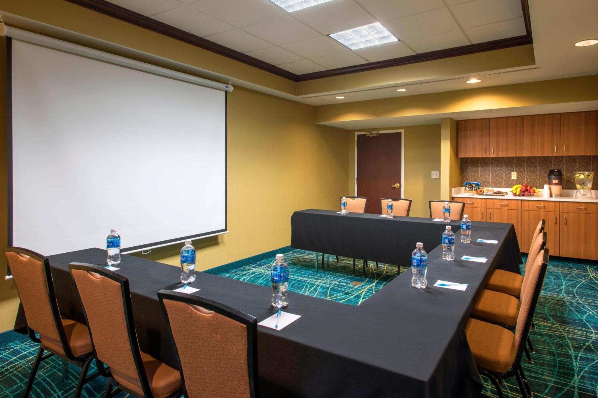 Springhill Suites By Marriott Charlotte Airport Exterior photo